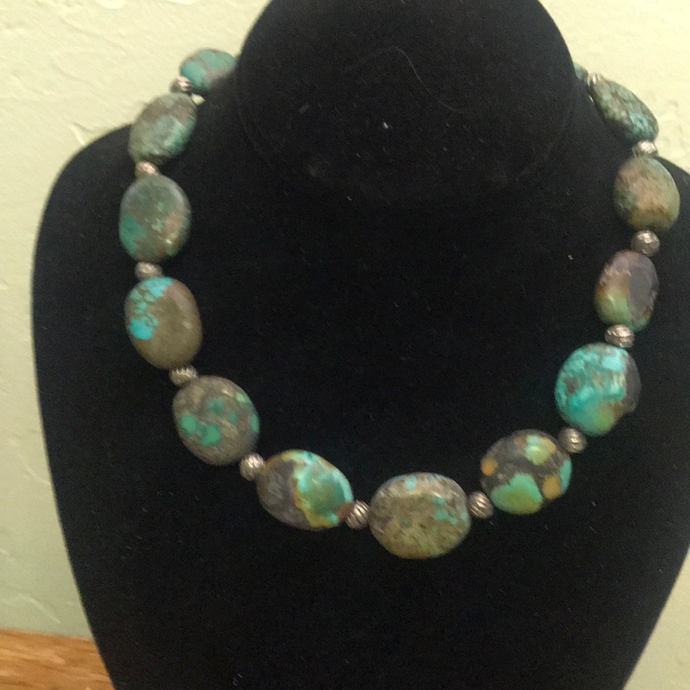 Gorgeous Turquoise set necklace earrings bracelet
